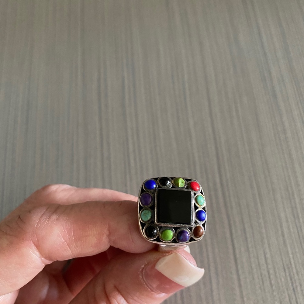 Ring - Picture 5 of 6